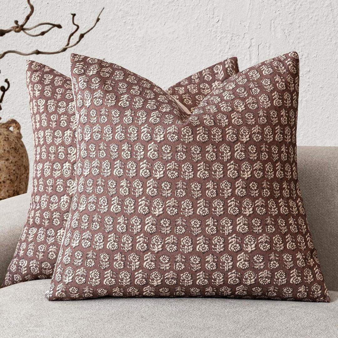 Foindtower Set of 2 Decorative Neutral Floral Print Throw Pillow Covers Vintage Accent Farmhouse Cushion Covers Boho Home Decor for Sofa Couch Chair Bedroom Living Room,20×20 Inch,Wine Red
