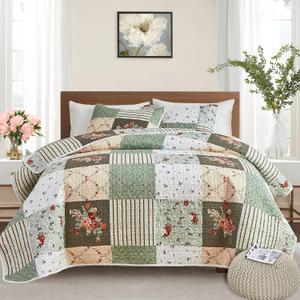 Patchwork Quilt Set California King Size, 3 Pieces Green Floral Plaid Summer Bedspread Coverlet Set, Soft Microfiber Lightweight Bed Cover for All Season (102" x 114", 1 Quilt+ 2 Pillow Shams)