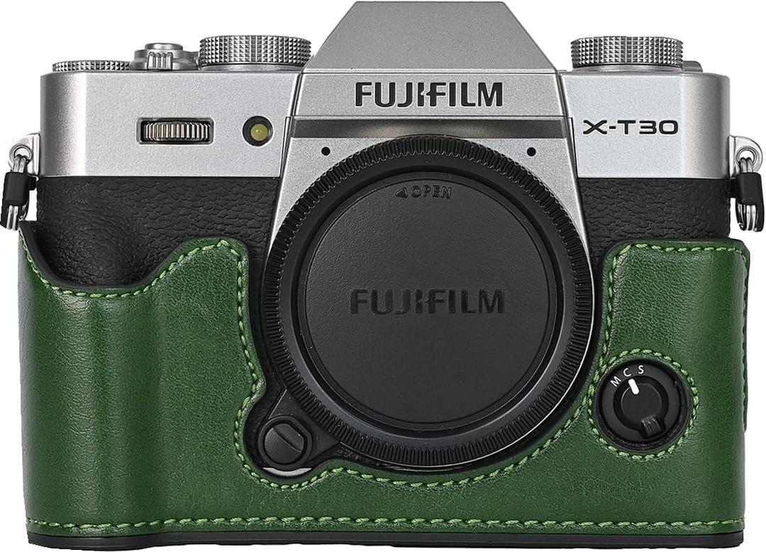 X-T30 III/II Case, Handmade PU Leather Half Camera Case Bag Cover Bottom Opening Version for Fujifilm XT30 X-T30 III/II With Neck Strap Mini Box (Green)