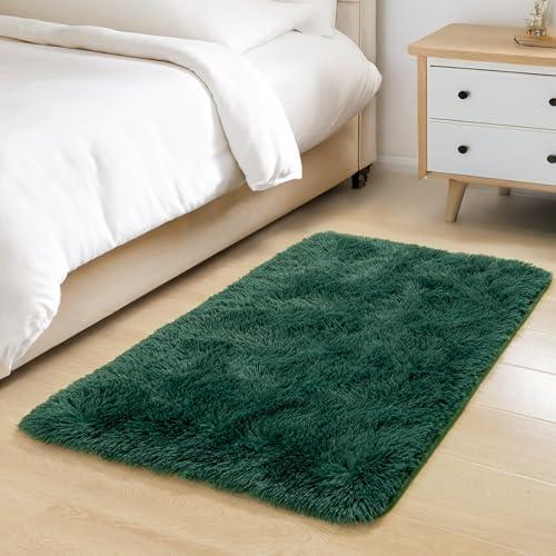 Zentavio Bedside Rugs Small 46*70 inch Shag Entry Entrance Rugs Soft Bedroom Carpet Area Rugs for Dorm College Essentials Non-Slip Living Room Throw Rug Home Decor Aesthetic Nursery Emerald Green