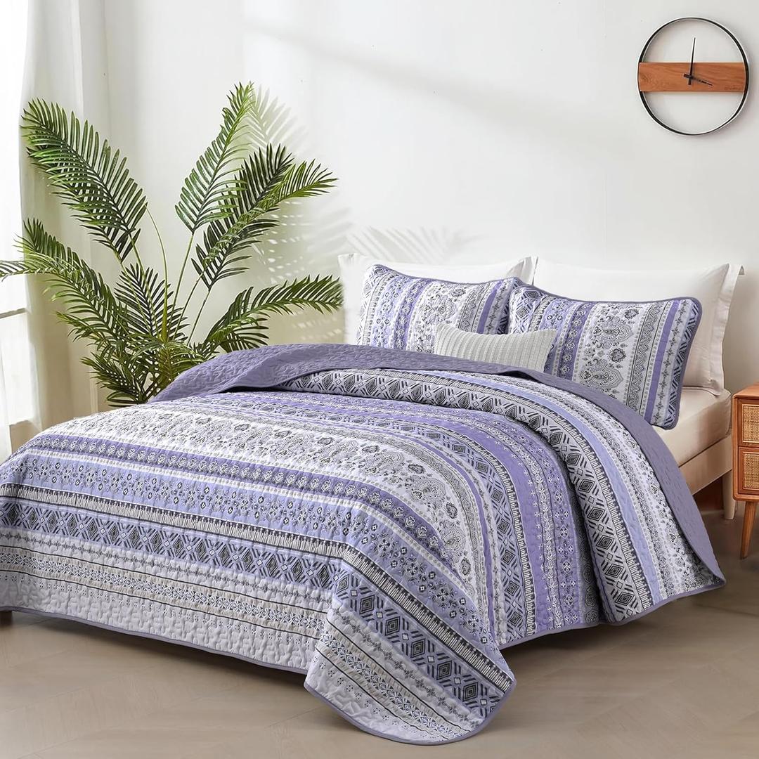 Lilac Boho Quilt Set King Size,3 Piece Light Purple Bohemian Striped Bedspread Coverlet Set with 2 Pillow Cases Lightweight Soft Microfiber Bedding Set for All Seasons (104"x90")