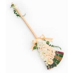 Wedding Brooms Bride Bridegroom, Jumping The Broom for Wedding, Natural Whisk Broom with Ribbons, Artificial Pearl, Leaves,Roses for Decorative Wedding