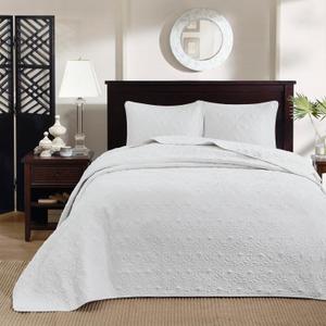 Madison Park Quebec Reversible Quilt Set Damask Design, Double Sided Stitching All Season, Lightweight Bedspread Bedding Set, Matching Sham, White, Oversized King(120"x118") 3 Piece