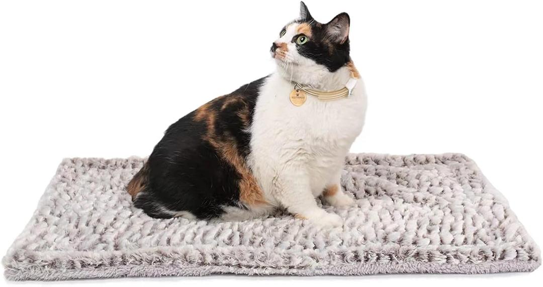 Self Heating Cat Pad Self Warming Bed 27.5" x 18.5" Thermal Heated Cat Mat Extra Warm Pet Mat for Outdoor and Indoor Large Kittens Small Puppy Pets (Medium)