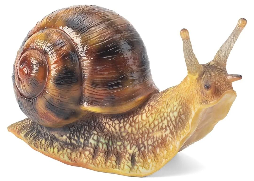 Garden Snail Sculpture, Reptile Resin Sculpture, Suitable for Outdoor Courtyard Pond Garden Lawn Decor Landscape, is The for Garden Enthusiasts (4 inches)