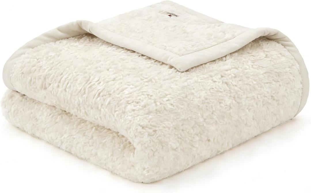 Woolrich Burlington Berber Blanket Super Soft, Cozy Lightweight Cover with Luxurious Velvet Binding, Modern Trendy All Season Bedspread Bedding-Set, Full/Queen: 90x90, Ivory