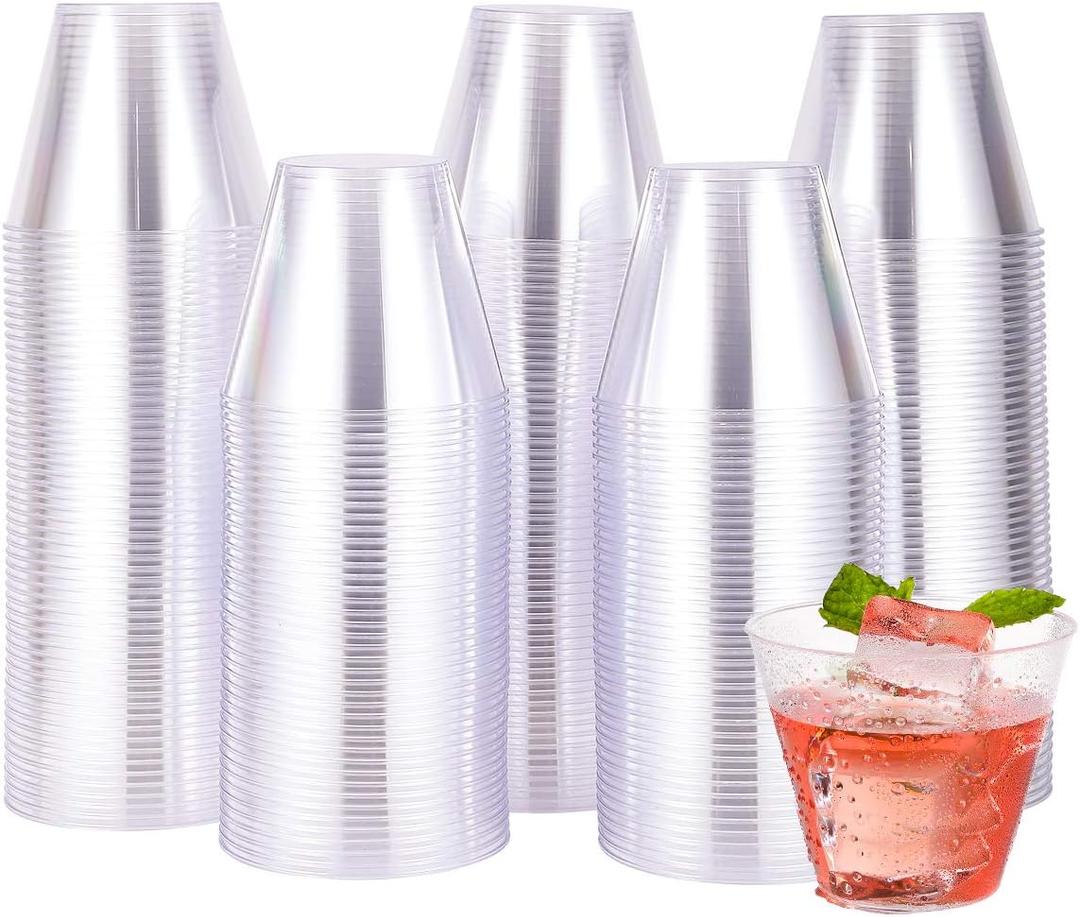JOLLY CHEF     Clear Disposable Plastic Cups, Clear Plastic Cups Tumblers, Heavy-duty Party Glasses, Disposable Cups for Thanksgiving, Halloween,Christmas Party (200 Count (Pack of 1), 9oz-Clear-200)