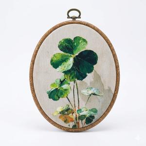 EGVQK Vintage St Patrick's Day Shamrock Oval Wall Art,