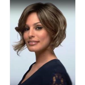 TISHINING Layered Short Ombre Brown Wavy Bob Wigs for Women Chin Length Mixed Brown Synthetic Hair Wig with Dark Roots Natural Looking Daily Party Wigs for White Women