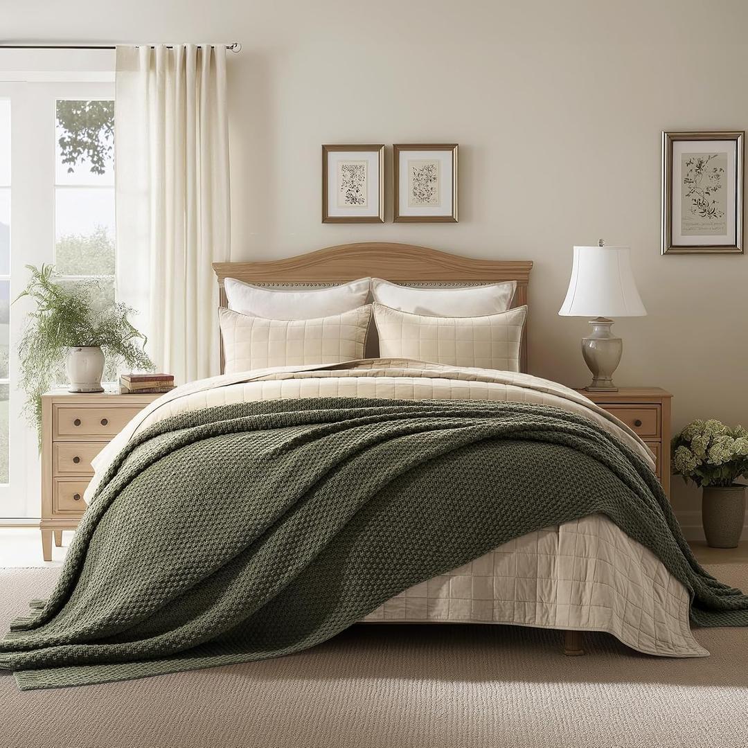 EVERGRACEHOME Chunky Polyester Knit Throw Blanket for Couch, Soft Luxurious Oversized King Moss Stitch Blanket for Bed, Large Cozy Farmhouse Knitted Throw for Sofa, Olive Green, 92" x 108"