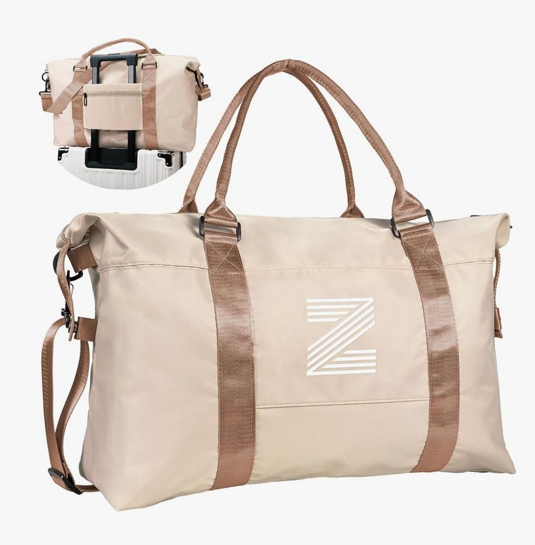 Vogewood Teen Girl Things, Preppy Gifts Travel Duffel Bag, Personalized Weekender Bag, Gym Bag, Cute Girl Stuff Overnight Bag, Niece Gifts Birthday Gifts for Girl Congratulations Gift (Letter Z)