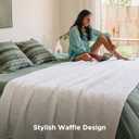 Bedsure Cooling Cotton Waffle Queen Size Blanket - Lightweight Breathable Blanket of Rayon Derived from Bamboo for Hot Sleepers, Luxury Throws for Bed, Couch and Sofa, White, 90x90 Inches