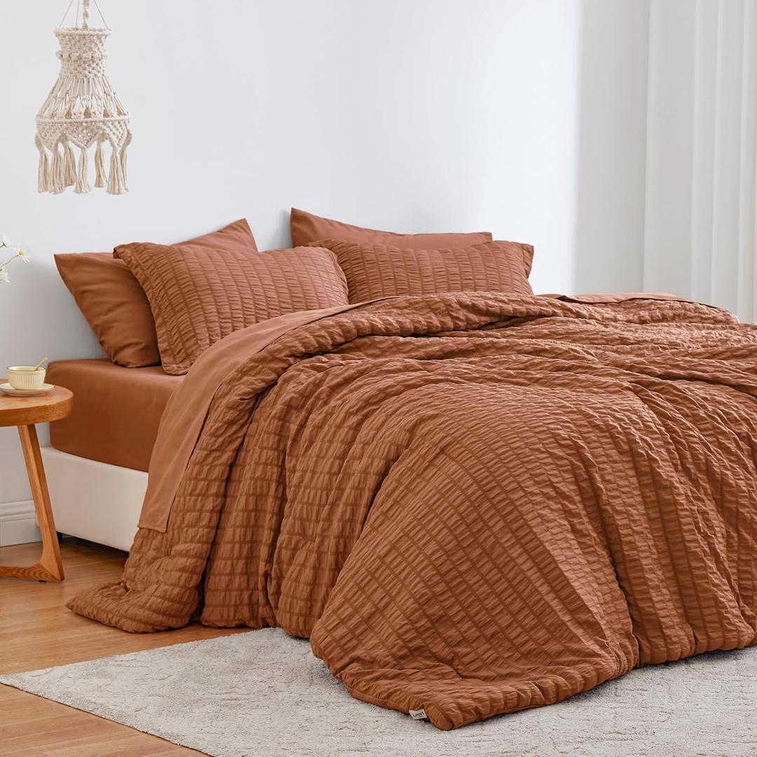 Love's cabin Seersucker Terracotta California King Comforter Set, 7 Pieces California King Bed in a Bag, All Season Bedding Sets with Comforter, Flat Sheet, Fitted Sheet, Pillowcase and Pillow Sham (California King (104"X96"))