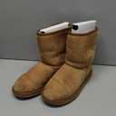 UGG Women's Classic Short II Boot (6)