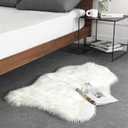 Ashler Faux Fur Rug, White Area Rugs, Fluffy Sheepskin Fur Rug, Fuzzy Ultra Soft 2.3 x 3.3 Ft Rugs, Machine Washable Shag Rug, Nursery Throw Rugs for Bed, Living Room
