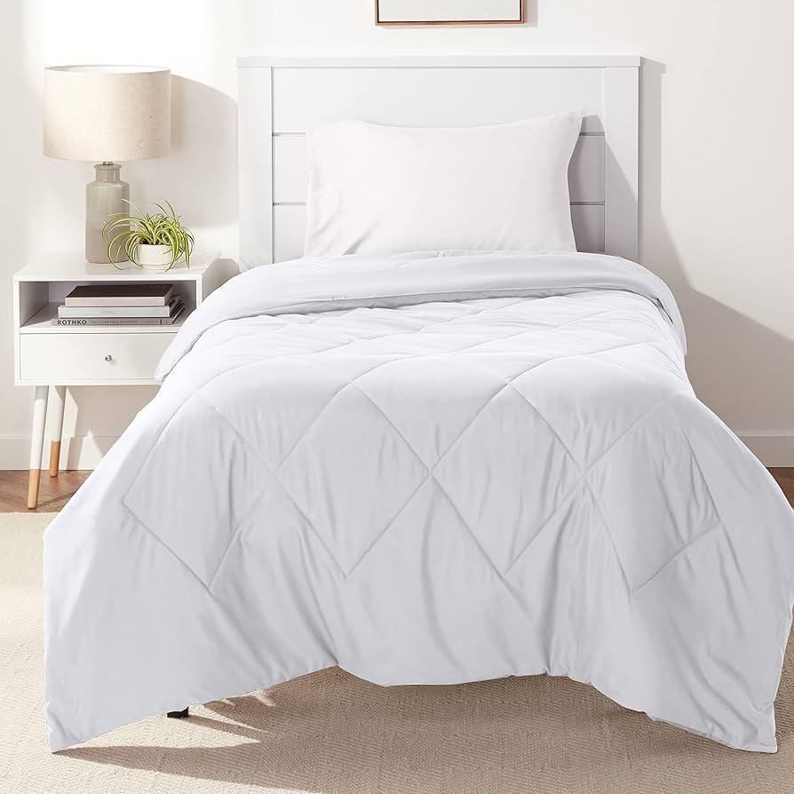 Comforter Blanket Full/Queen, Lightweight Microfiber All Season Blanket, White, 3 pcs, 88" x 92"