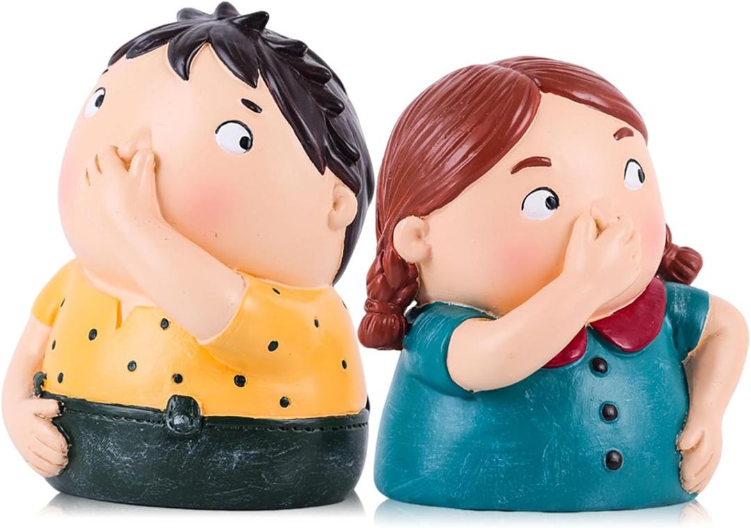 Funny Bathroom Decor Boy and Girl Holding Nose Statue Set,Humorous Toilet Shelf Decor,Cute Conversation Starter Figurines,Unique Gag Gift for Housewarming,4.3-Inch Tall (Yellow Blue)