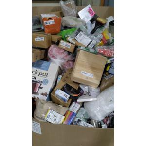 Palet of Salvage Items