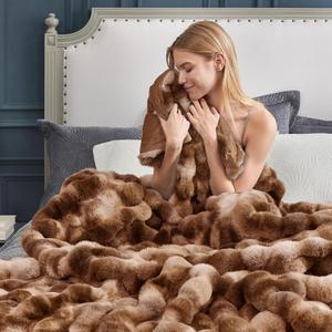 Cozy Bliss Faux Fur Throw Blanket for Couch, Fuzzy Soft Plush Thick Bubble Blanket for Sofa Bedroom Living Room, 60 * 80 Inches, Tie Dye Brown