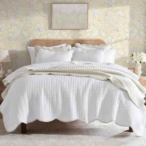 WDCOZY White Twin Size Quilt Bedding Set, Beige Scalloped Farmhouse Country Rustic Lightweight Soft Coverlet for All Season, Cute Cozy Kantha Pick Stitch Bedspread, 1 Pillow Sham