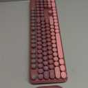 Wireless Keyboard and Mouse Combo, Magnetic Soft-Touch Wrist Rest, Round Keycaps, Full-Size Retro Typewriter Keyboard, 2-Stage Tilt Legs, Auto Sleep, 2.4GHz Cordless for Windows PC, Rose Pink Ombre