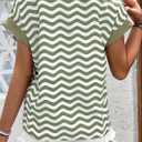 2 x SHEWIN Womens Shirts Ladies Tops and Blouses Short Sleeve V Neck T Shirts Womens Spring Fashion 2025 (S)
