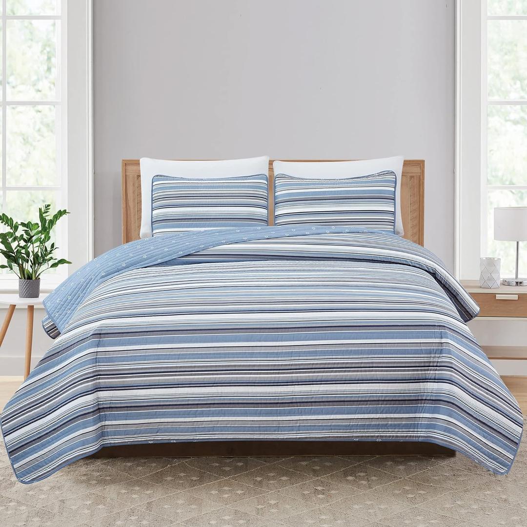 Market & Place 3 Piece Reversible Quilt Set with Shams | All-Season Soft & Lightweight Bedspread with Modern Striped Pattern | Elise Collection (Full/Queen, Blue/Grey)