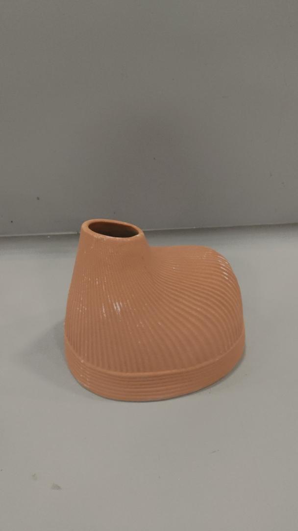 Ceramic Small Flower Vase Floral Container Modern Aesthetic Table Centerpiece Tabletop Ornament for Entrance Desk Housewarming Gift, Brown (Terracotta)