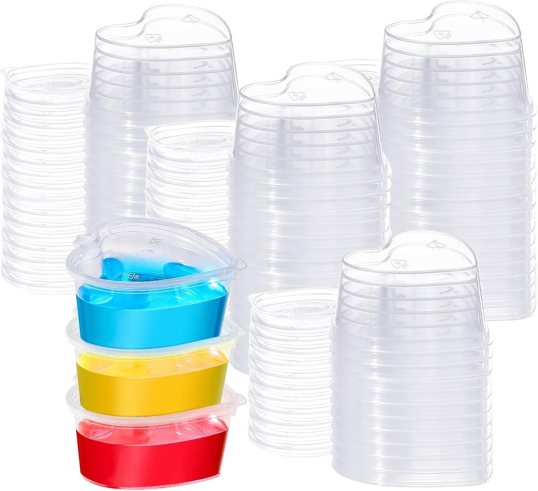 Iskybob 50 Pcs 2oz Heart Shaped Jello Shot Cups with Lids, Disposable Plastic Heart Shape Storage Containers for Sauce Condiment, Leakproof Small Portion Cup for DIY Slime Liquid Foam Ball Soft Clay