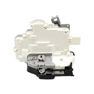 Nakkaa 8K0839016A Rear Right Passenger Side Door Lock Latch Actuator Compatible with A4 S4 Q5 Cayenne 2009-2018 Replacement V10852332, 9A783911601