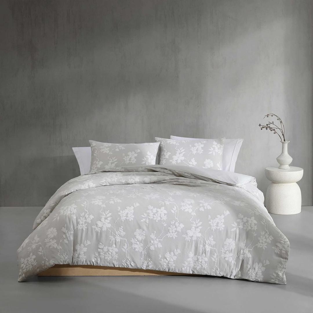 Calvin Klein - Duvet Cover Set, Soft & Breathable Bedding with Matching Shams, Abstract Stitching Pattern, Cozy Home Essentials (Spring Branches Grey, King)