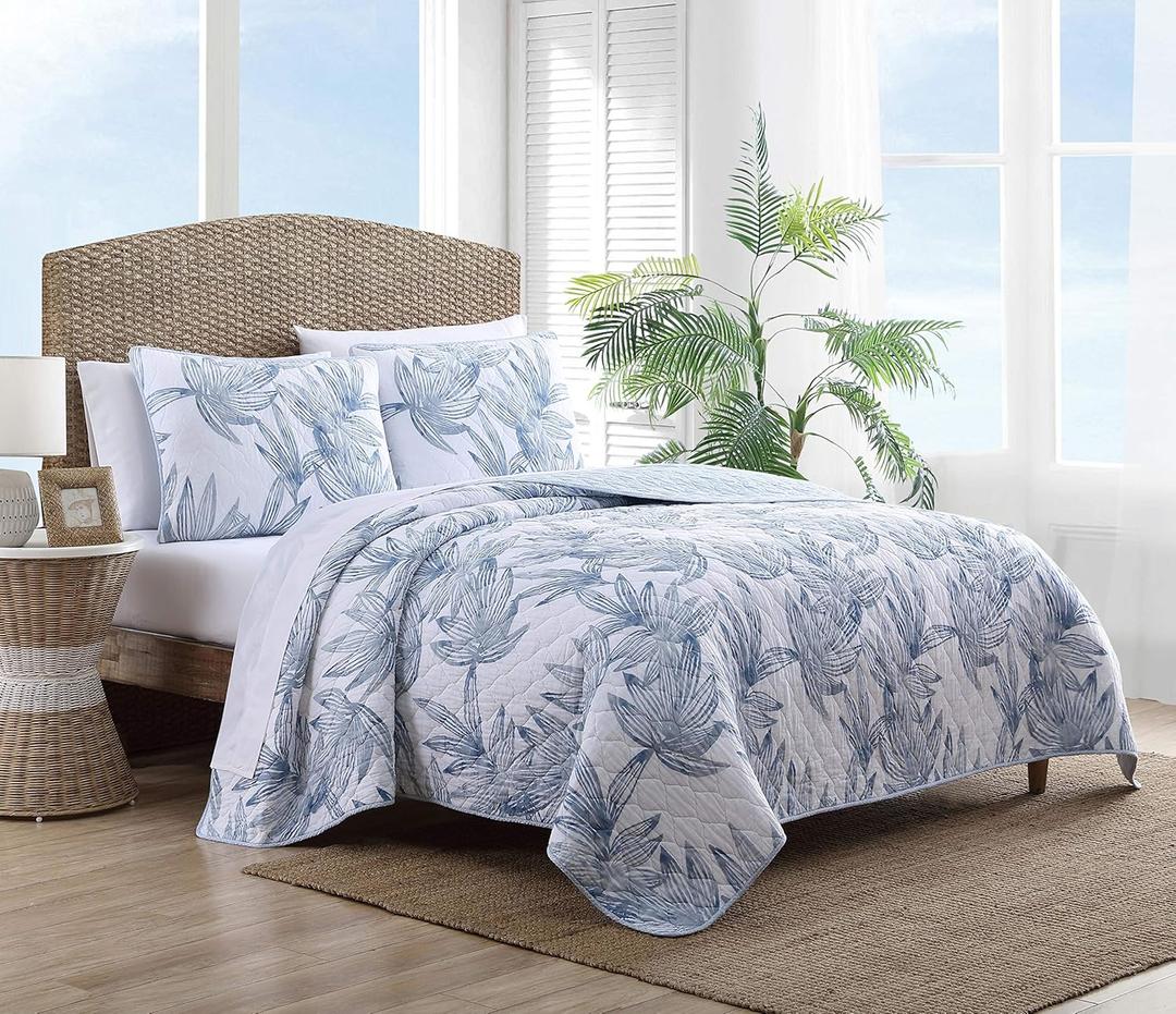 Tommy Bahama - Twin Quilt Set, 100% Sot & Reversible Cotton Bedding, Lightweight for Year Round Comfort, 2 Piece Bed Set with Matching Pillowcase (Kayo Blue)