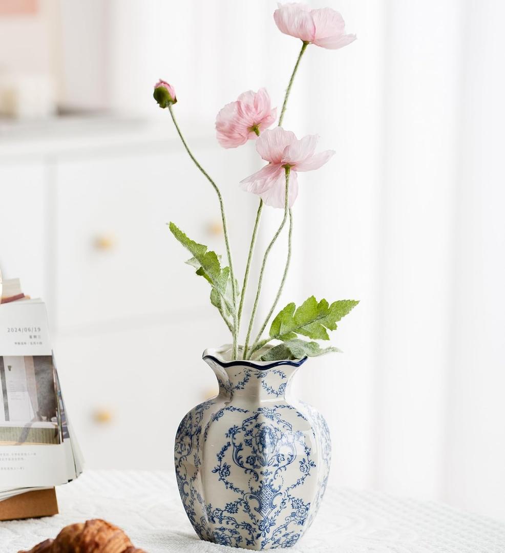 Blue and White Vase, Vintage Blue Ceramic Flower Vessel,Ceramic vases for Home Decor,Vintage Green and Beige for Console Table Mantle Chinoiserie Decor (Blue and White-01, Small)