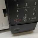 FRIGIDAIRE 0.9-Cubic-Foot Microwave Oven, Black