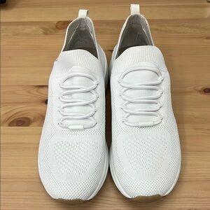 Skechers Bobs Sports With Memory Foam 6.5