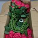 50 Pcs Artificial Rose Bluk Fake Flowers with Long Stem Realistic Silk Roses Bouquet Coffee Table Decor Flower Arrangement for Wedding Centerpieces Home Office Farmhouse Holiday Decorations