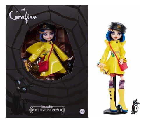 Monster High Skullector Doll, Coraline Collectible in Yellow Raincoat with Dress and Accessories Like Rag Doll, Cat Figure, and Doll Stand