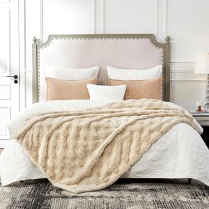 Cozy Bliss Faux Fur Textured Throw Blanket for Bed Super Soft Fuzzy Checkered Couch Blanket Gift for Women Premium 3D Geom Jacquard All Season Use Khaki Beige 60"*80"