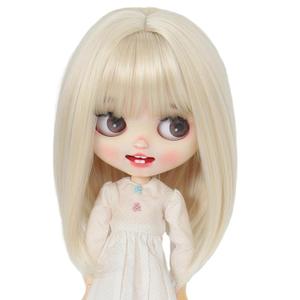 Just 1pc wig fit for 10-11 inch Head Dolls, Blyth Qbaby Amydoll Wig Short Straight Collection Hair (Light Blonde)
