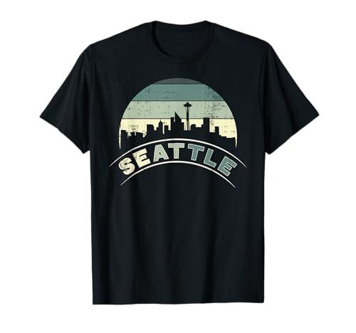 Grunge Seattle Skyline Distressed Look Design T-Shirt, M