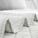 Easy-Going Twin Size Reversible Quilt Set with 1 Quilt and 1 Pillow Sham, Soft Bed Quilt Cover, Water Resistant Lightweight Microfiber Bedspread, Stain Resistant, Ivory/Ivory