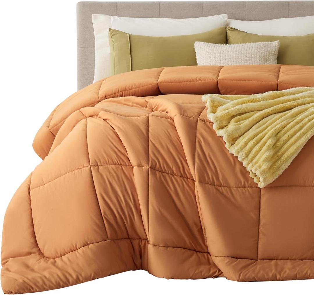 Bedsure Comforter Duvet Insert - Quilted Comforters King Size, All Season Duvet, GentleSoft Down Alternative Bedding Blanket, with 8 Tabs, Gifts for Women/Men, Burnt Orange, King 90 x 102 Inches