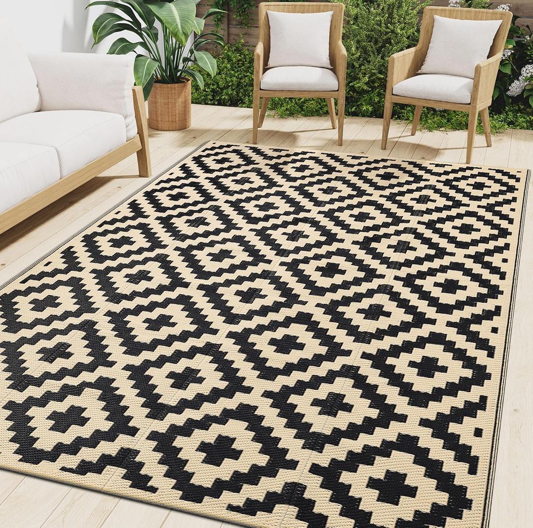 Smiry Waterproof Outdoor Rug 5x8 ft, Reversible Plastic Straw Patio Camping Rugs, Outdoor Indoor RV Mat Carpet for Patio, Outside Entry, Backyard, Deck, Bench, Picnic, Camper, Black & Beige