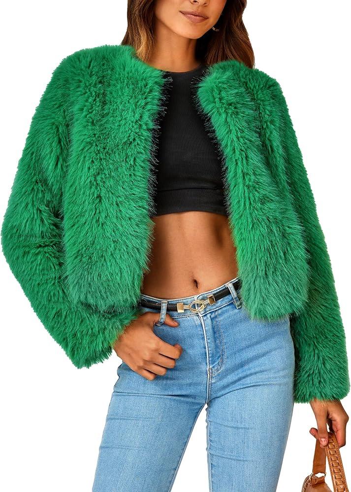 PRETTYGARDEN Women's 2025 Winter Coats Fleece Cropped Jacket Faux Fur Long Sleeve Pockets Shaggy Warm Outerwear Fall Clothes, Medium