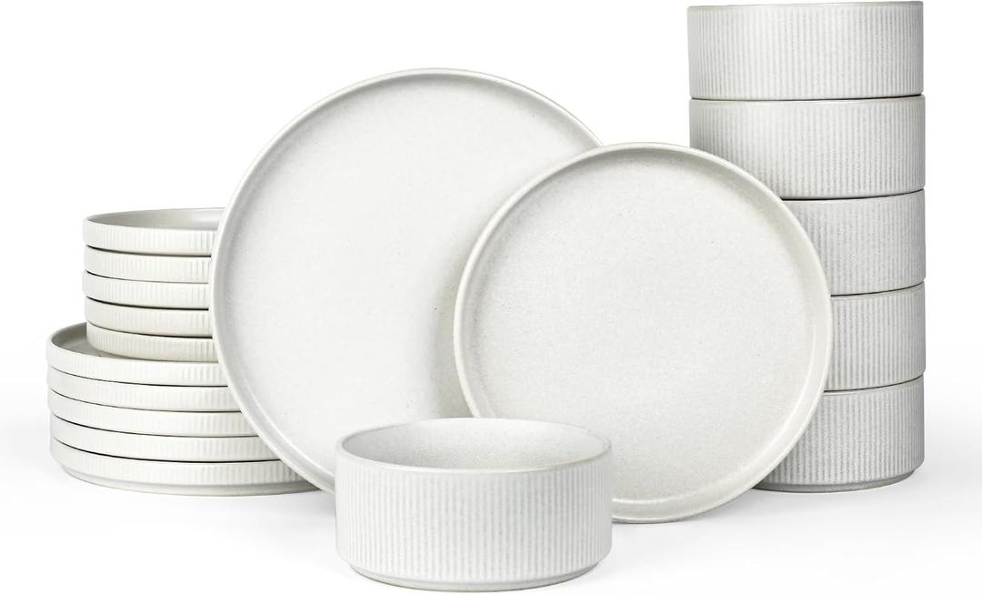 Famiware Star Plates and Bowls Sets, Modern Stoneware Dinnerware Sets for 6, 18-Piece Kitchen Dish Sets - Chip and Scratch Resistant, Microwave and Dishwasher Safe Tableware Set, Matte White (Set(18pcs))