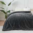 NEWCOSPLAY Faux Fur Twin Blanket Grey Bubble Blanket Thick Warm Soft for Couch Sofa Bed 550GSM (Grey, Twin(60"x80"))