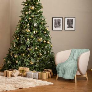 Faux Fur Throw Blanket for Couch. Fleece Blanket for Bed. Plush Blanket. Super Soft, Fluffy, Fuzzy, Cozy Throw Blankets for Bed. Machine Washable Green Throw