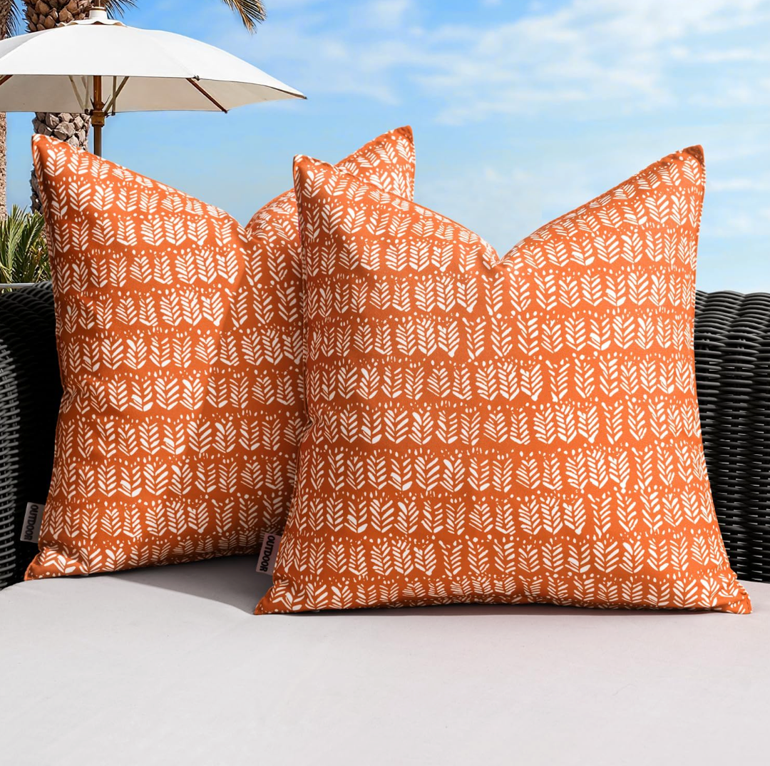 MIULEE Outdoor Pillow Covers Waterproof Natural Floral Print Pillowcases Pack of 2 Decorative Boho Accent Cushions for Summer Patio Funiture Garden Tent Porch Bench, Orange 18x18 Inch
