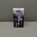 Oral-B Rechargeable Electric Toothbrush, iO2 Starter Kit, 3 Cleaning Modes, Automatic Pressure Sensor to Protect Gums, 2 Brush Heads, Forest Green (1 Count (Pack of 1))