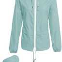 Hount Women's Lightweight Hooded Raincoat Waterproof Packable Active Outdoor Rain Jacket (S), Light Green